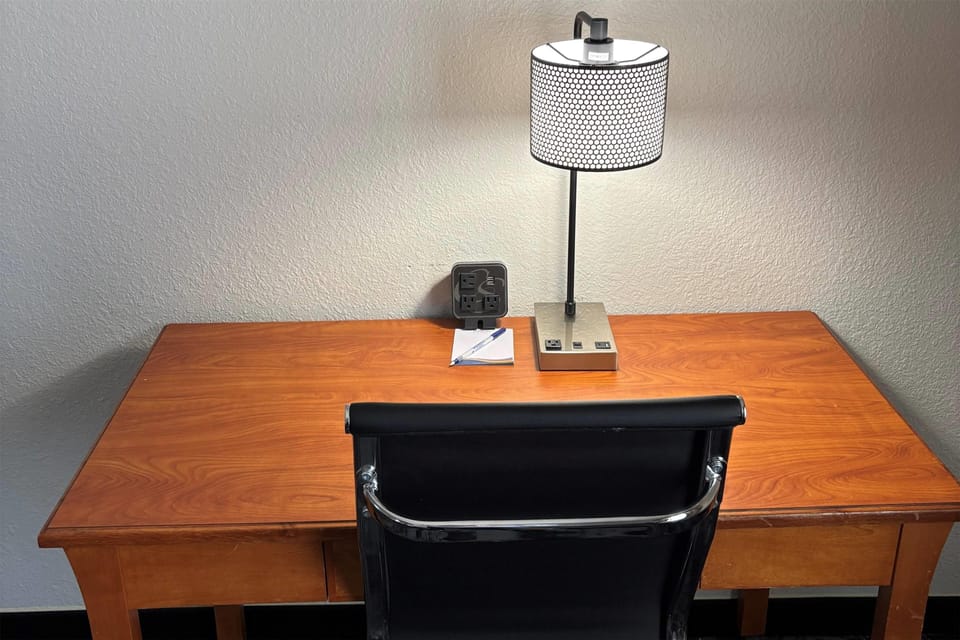 Desk, iron/ironing board, rollaway beds, free WiFi