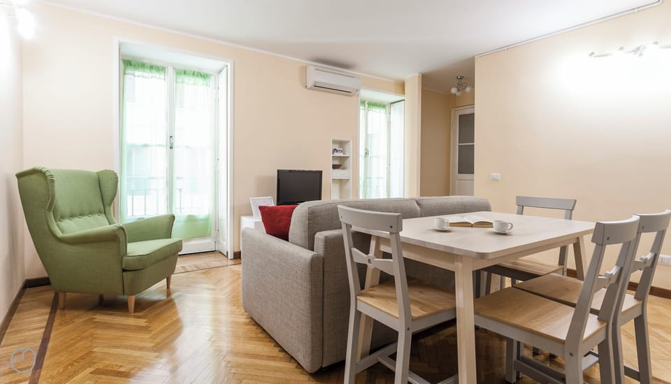 Apartment (1 Bedroom) | Interior