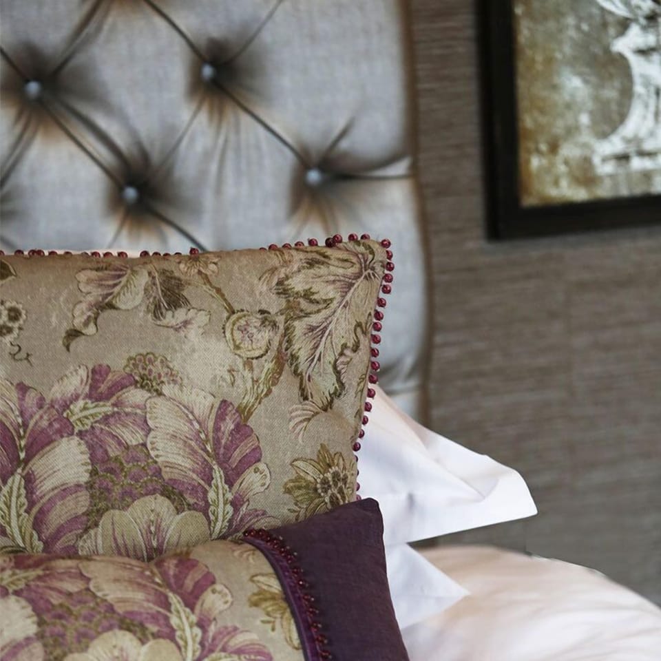 Luxury Double Room | Premium bedding, desk, iron/ironing board, cribs/infant beds