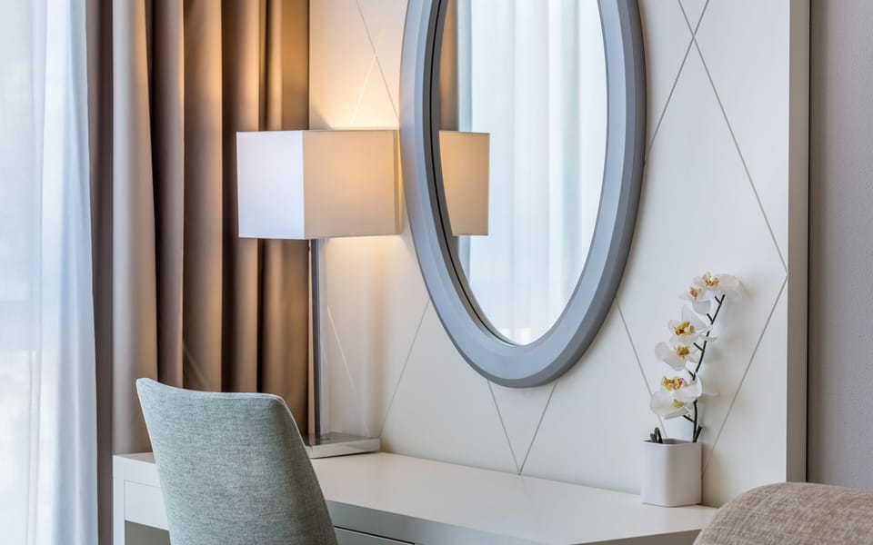 Deluxe Apartment  | In-room safe, desk, soundproofing, free cribs/infant beds