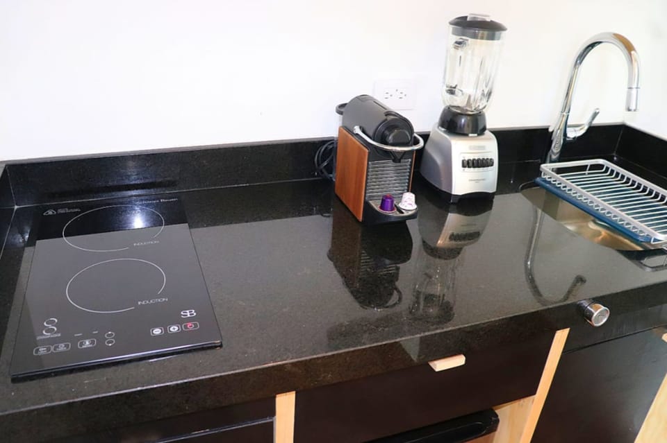 Junior Suite, Multiple Beds with Terrace and Kitchenette | Private kitchen | Espresso maker, coffee/tea maker