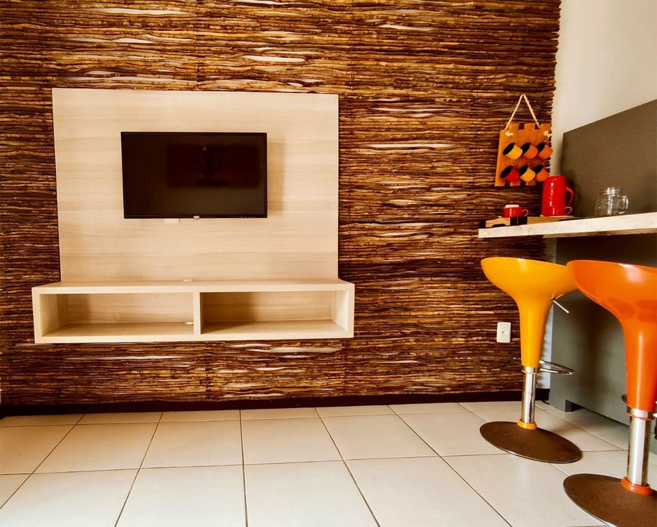 32-inch Smart TV with cable channels
