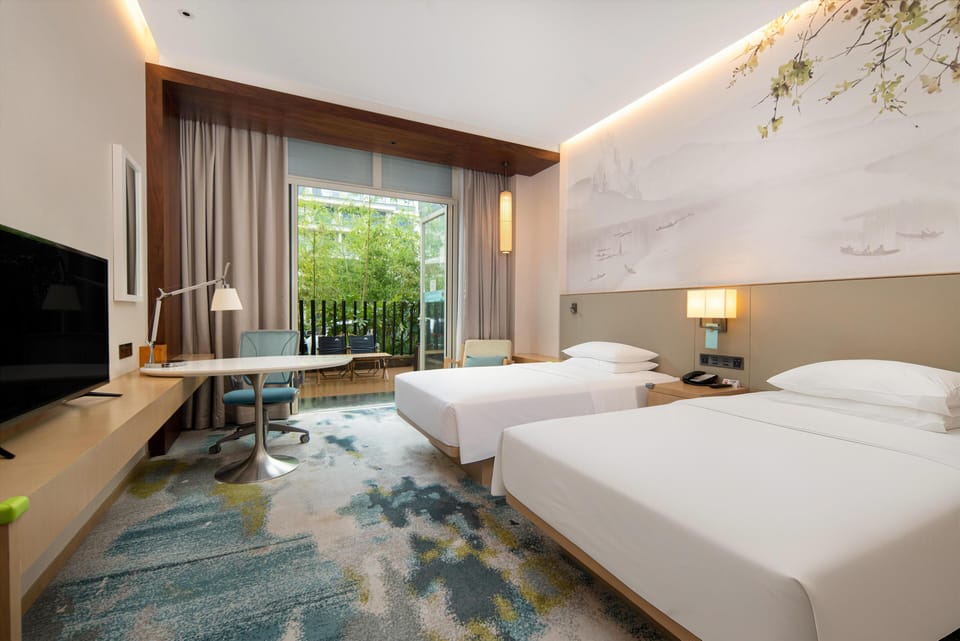 Room, 2 Twin Beds (Courtyard) | Premium bedding, in-room safe, desk, blackout drapes