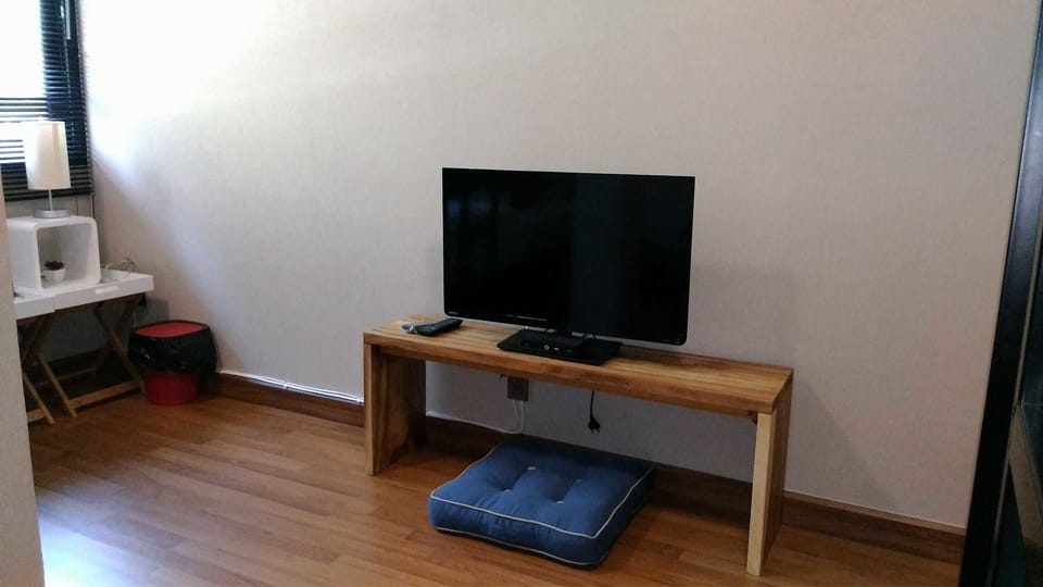 Quadruple Room with Shared  Bathroom  | Free WiFi