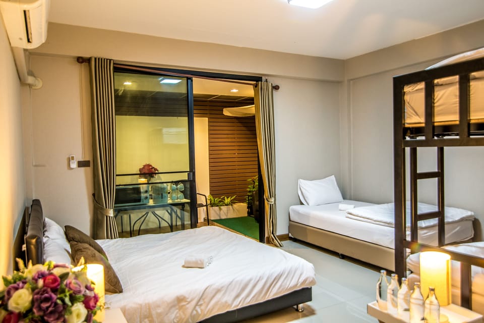 Family Room with Private Bathroom | Free WiFi