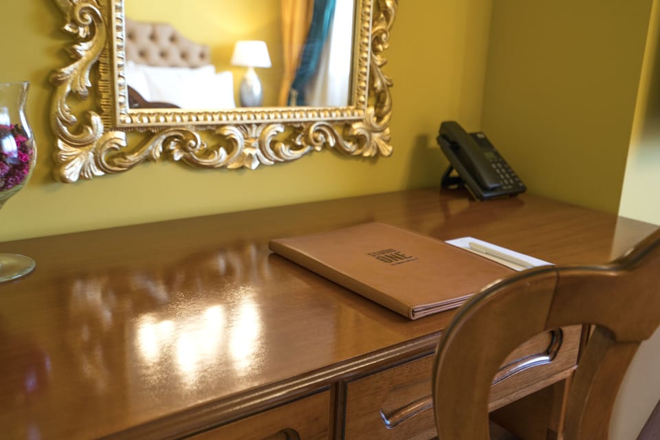 Presidential Suite, 1 Bedroom, Kitchen | Room amenity