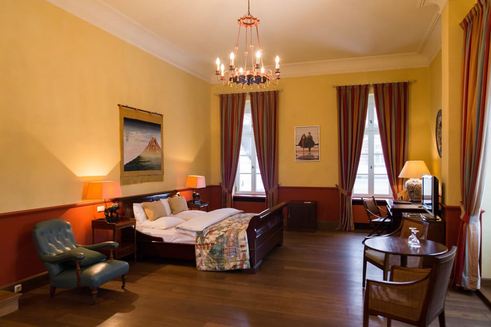 Apartment, 1 Bedroom, Jetted Tub | Minibar, in-room safe, desk, blackout drapes