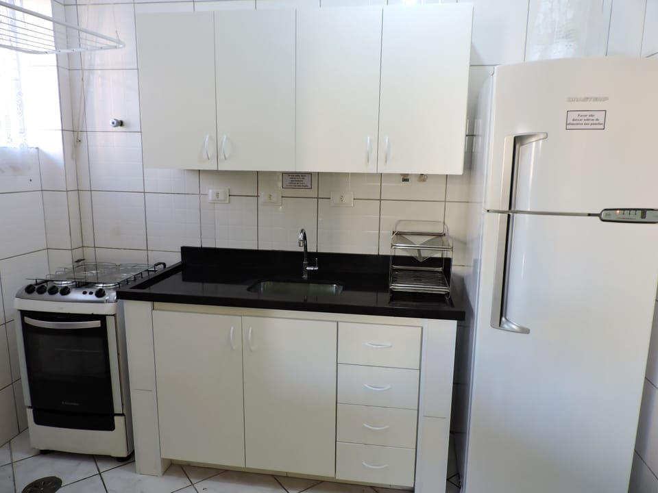 Apartment (31) | Private kitchen | Fridge, microwave, oven, cookware/dishes/utensils