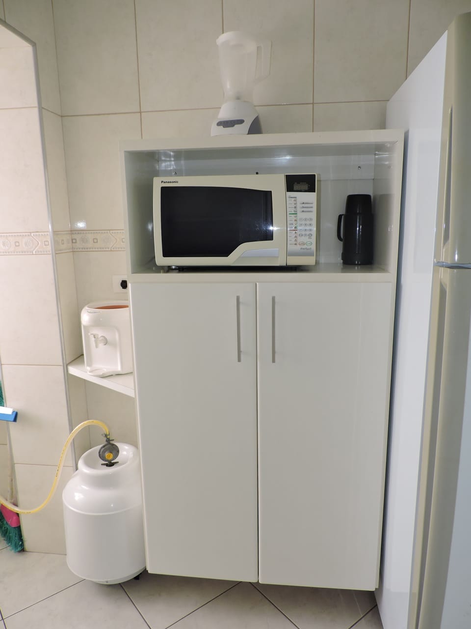Apartment | Private kitchen | Fridge, microwave, oven, cookware/dishes/utensils