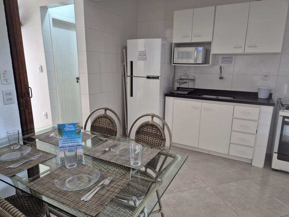 Apartment (03-B) | Private kitchen | Fridge, microwave, oven, cookware/dishes/utensils