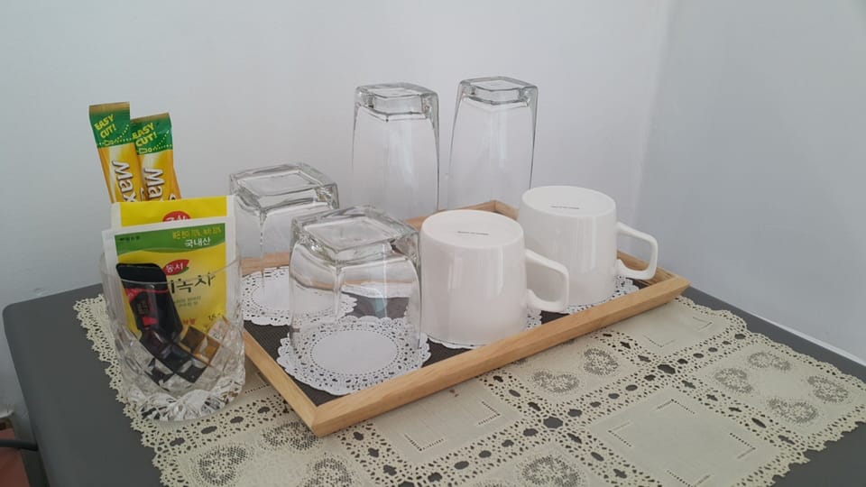 ROOM B (Tangerine) | Coffee and/or coffee maker