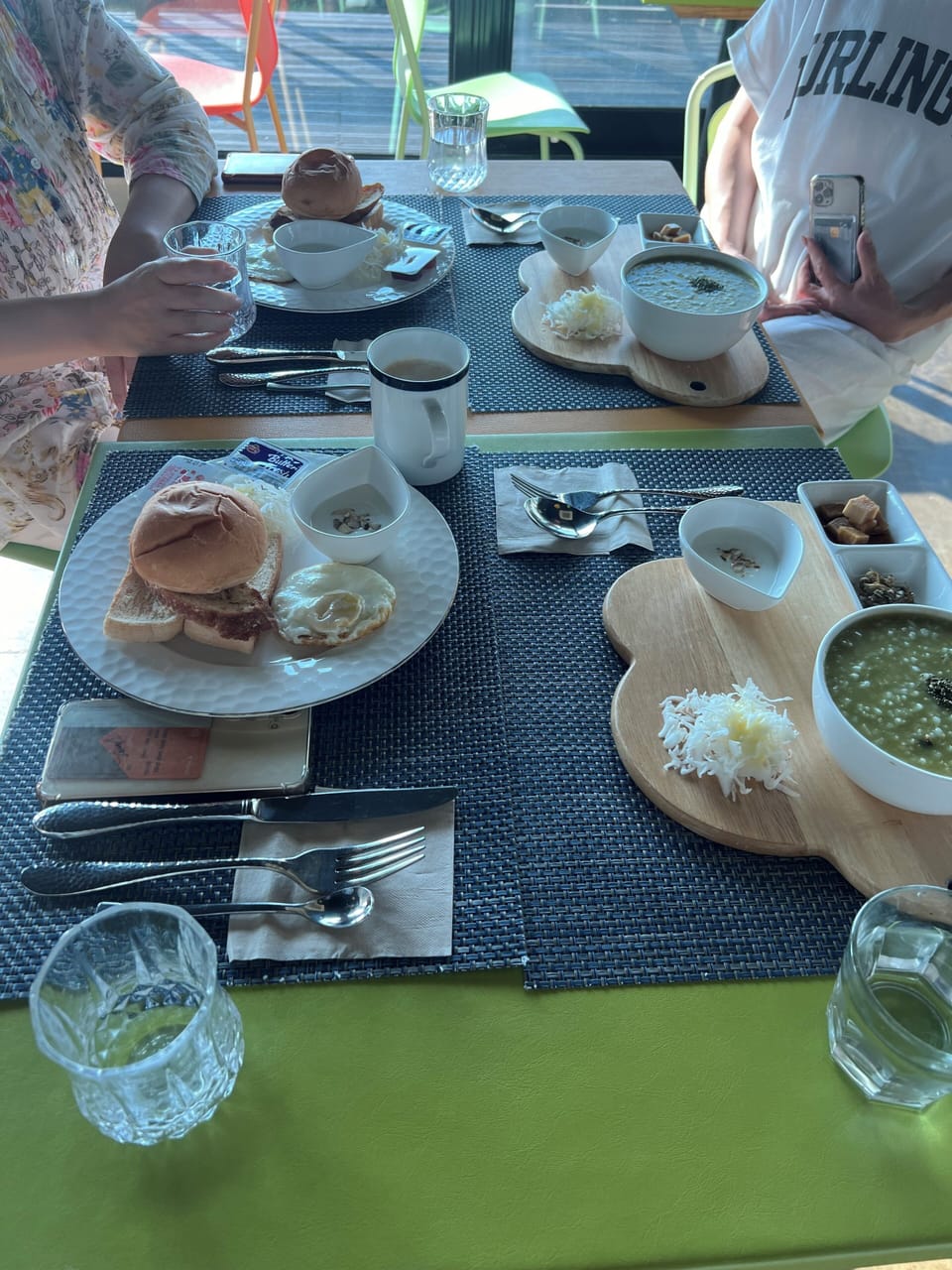 Breakfast meal