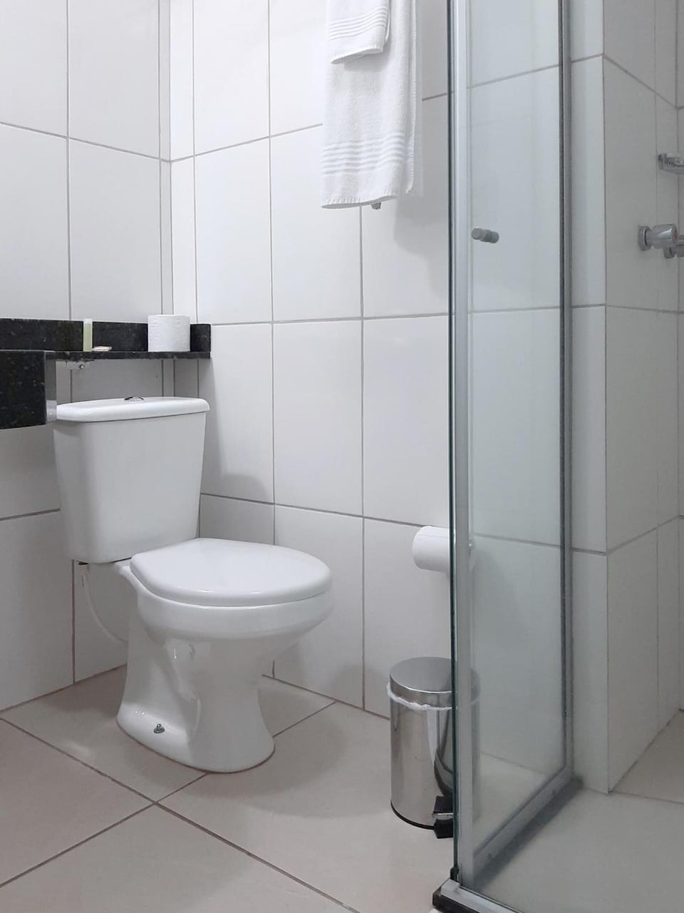 Deluxe Double Room Single Use | Bathroom | Shower, rainfall showerhead, designer toiletries, hair dryer