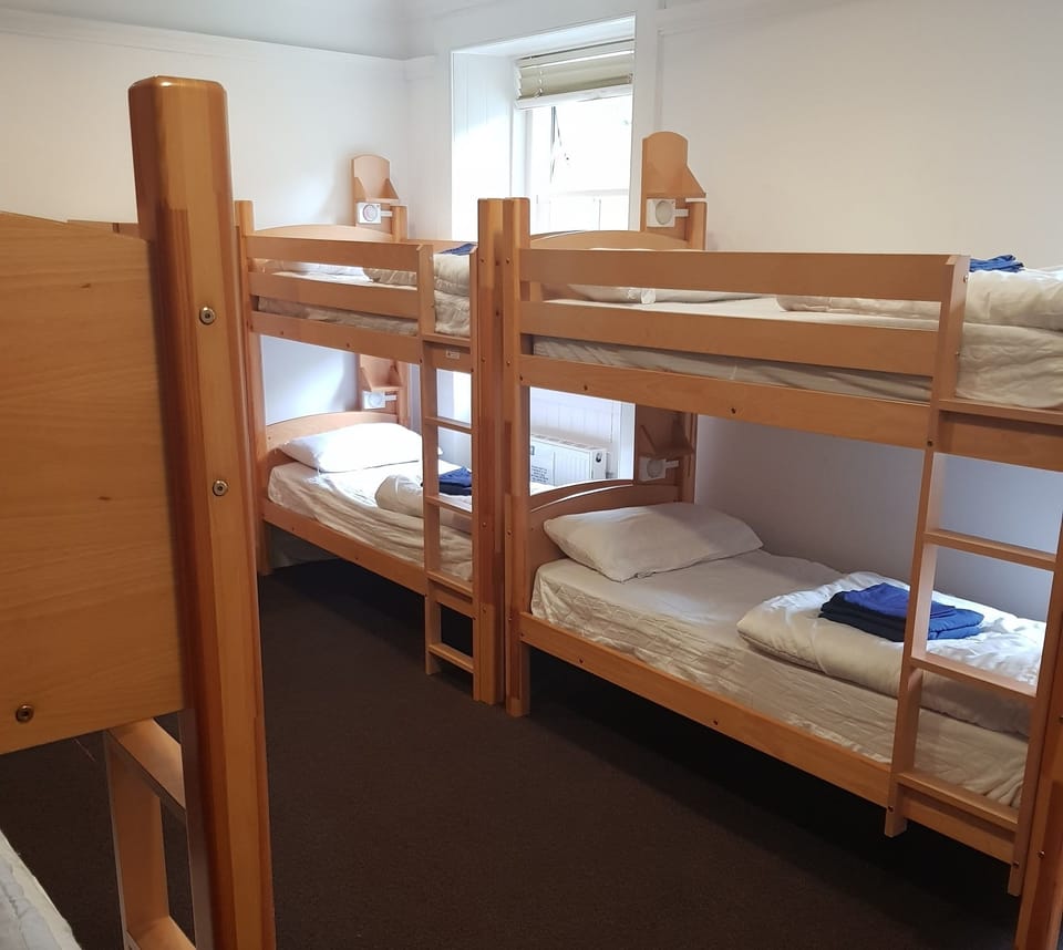 Shared Dormitory, Men only, Shared Bathroom | Bed sheets