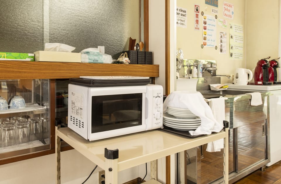 Fridge, coffee/tea maker, electric kettle