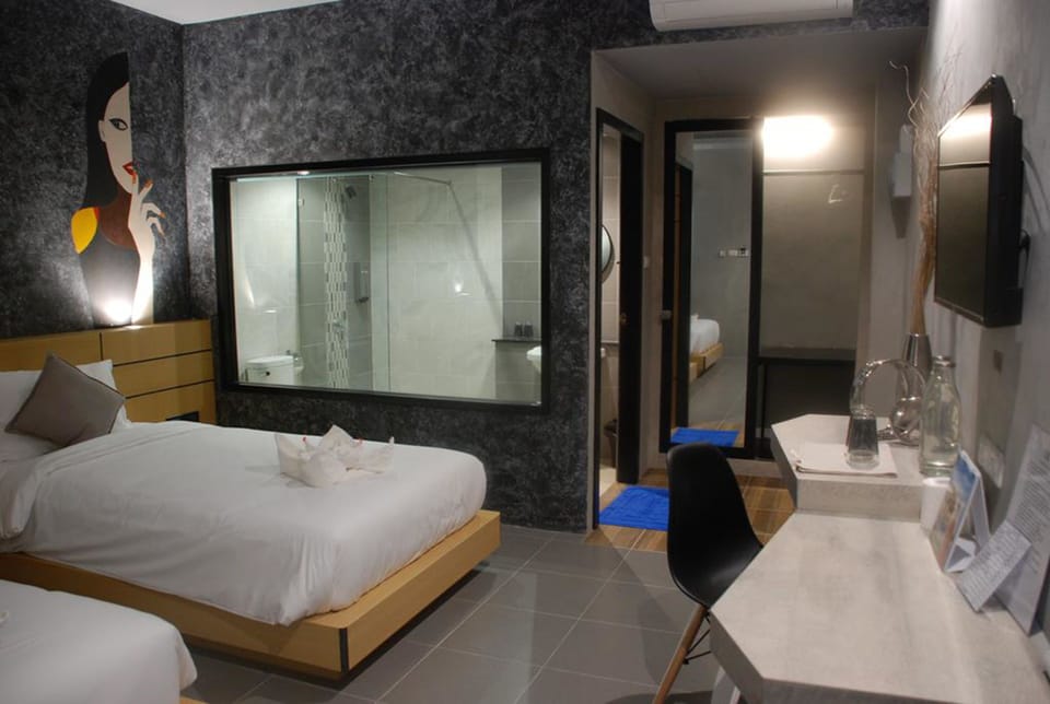 Standard Twin Room | Free WiFi