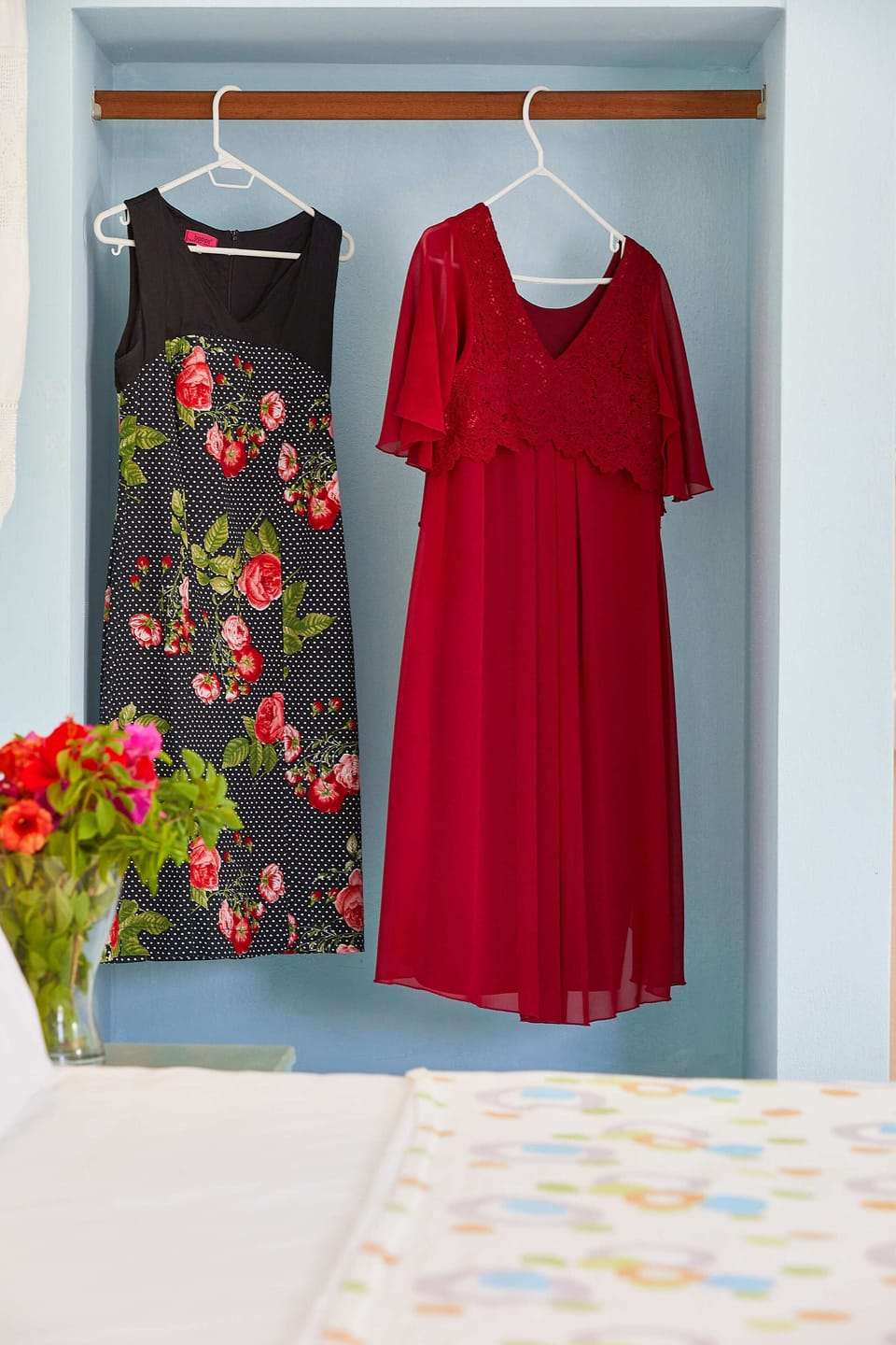 Studio (Triple) | Wardrobe