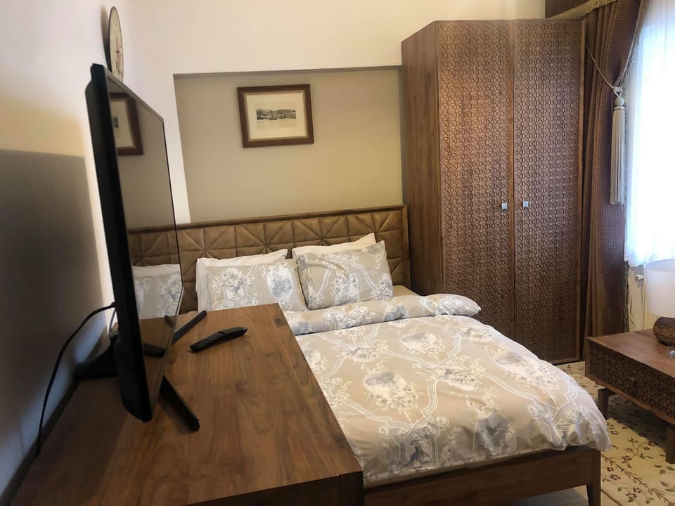Standard Triple Room | In-room safe, soundproofing, iron/ironing board (on request)