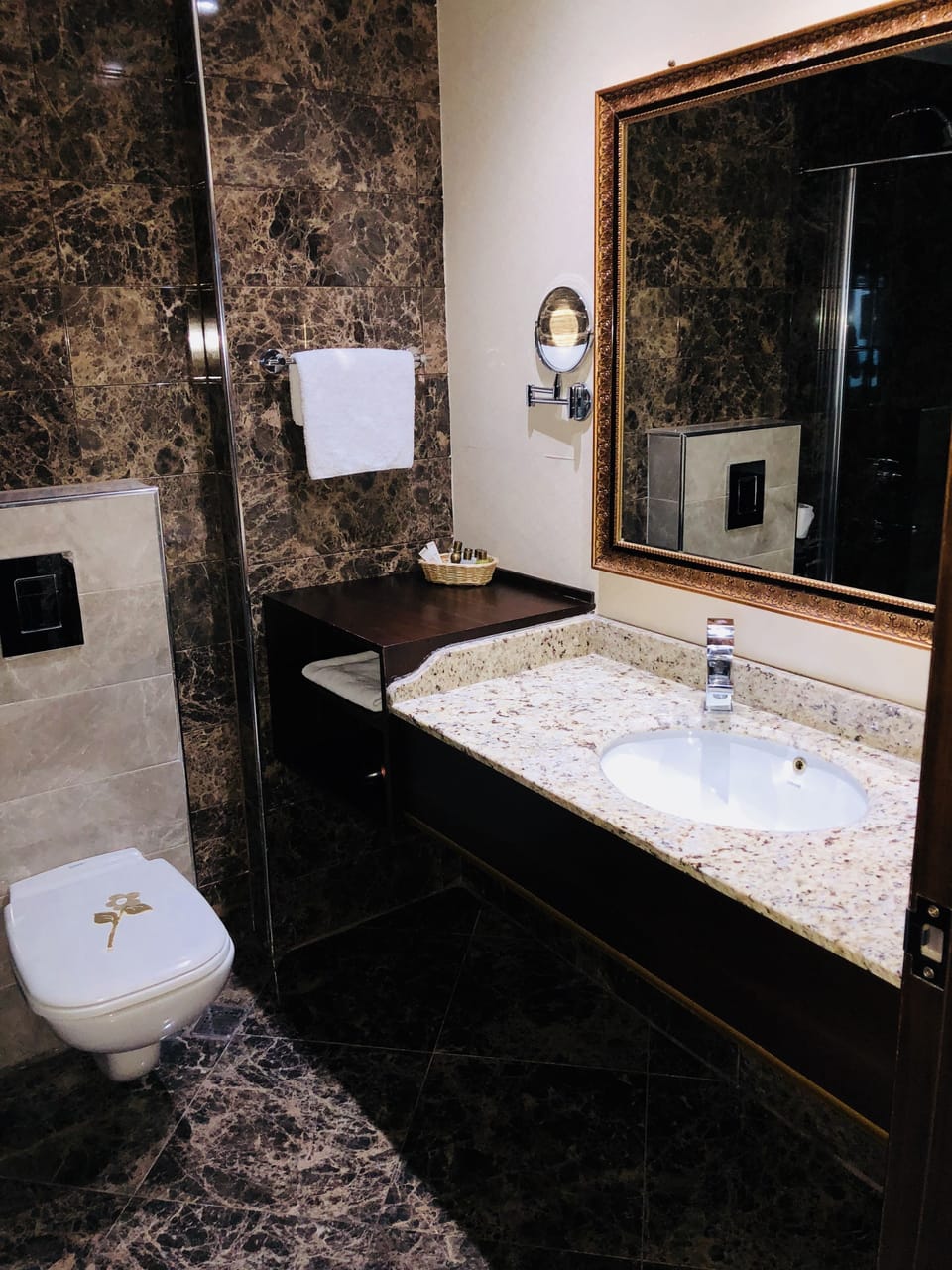 Minibar, in-room safe, desk, soundproofing