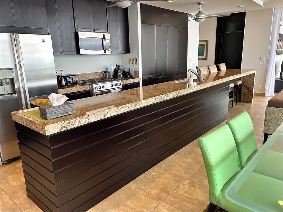 Kitchen counter