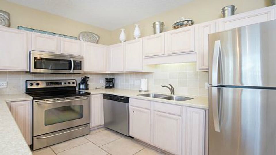 Kitchen with Dishwasher