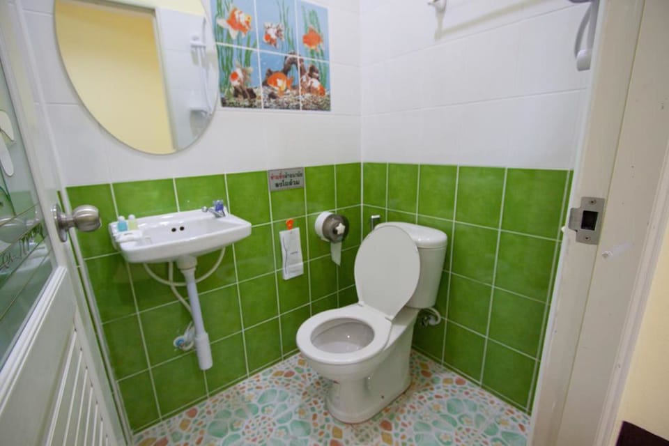 Baan Rommai Sattahip Hotel in Chon Buri Changwat