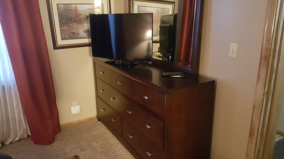 Master TV and Dresser