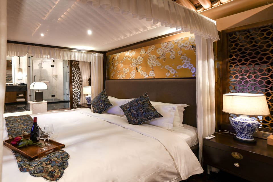 Premier Suite (Free Train Station Pick Up) | 1 bedroom, Frette Italian sheets, premium bedding, down comforters