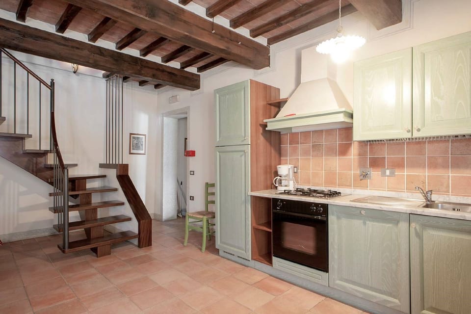 Deluxe Apartment, 3 Bedrooms | Private kitchen | Full-size fridge, oven, stovetop, dishwasher