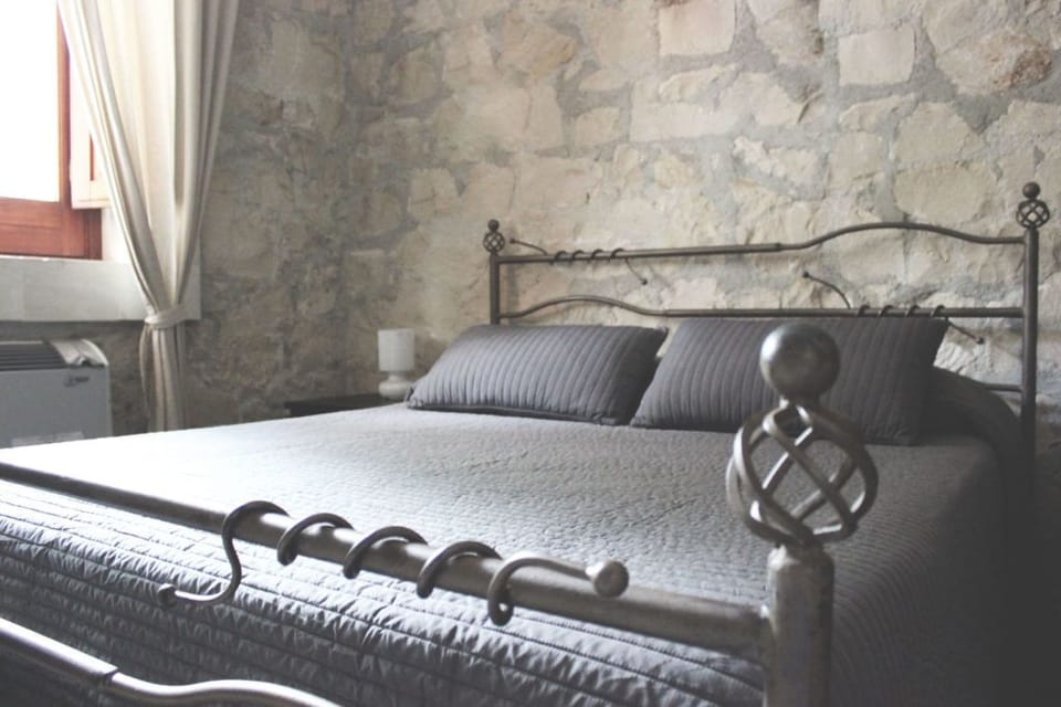 Double Room | Desk, soundproofing, free cribs/infant beds, free WiFi