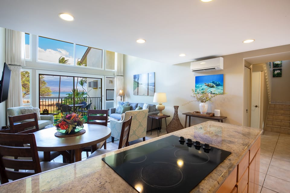 Makani A Kai B9- Kitchen Views