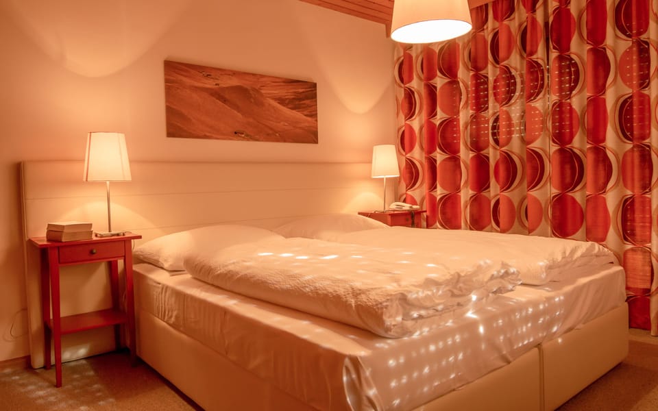 Premium bedding, in-room safe, individually furnished, desk
