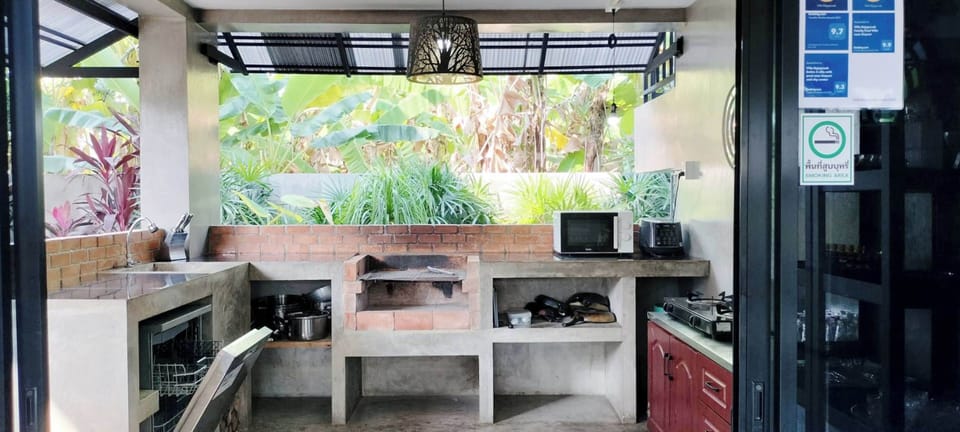 Pool villa combine 3 houses 7 bedrooms | Private kitchen | Full-size fridge, microwave, oven, stovetop