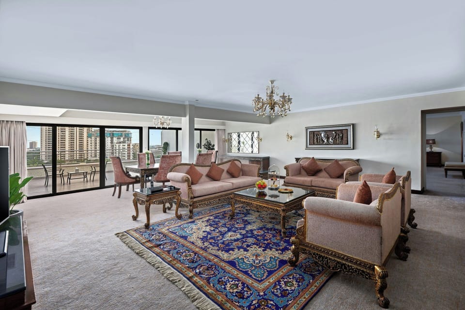 Presidential Suite, 1 Bedroom, Smoking | Lounge