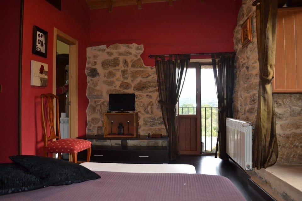 Family Apartment, 1 Bedroom, Kitchen (Alcazar) | Premium bedding, individually decorated, individually furnished