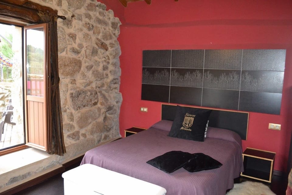 Family Apartment, 1 Bedroom, Kitchen (Alcazar) | Premium bedding, individually decorated, individually furnished