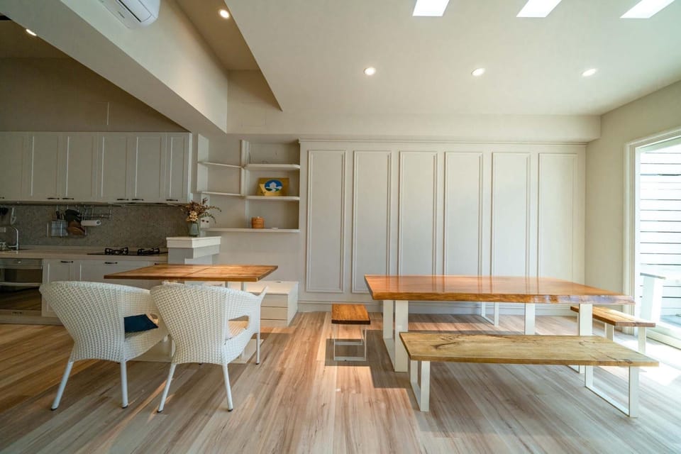 Signature Bungalow | Living area | 50-inch LCD TV with cable channels, TV