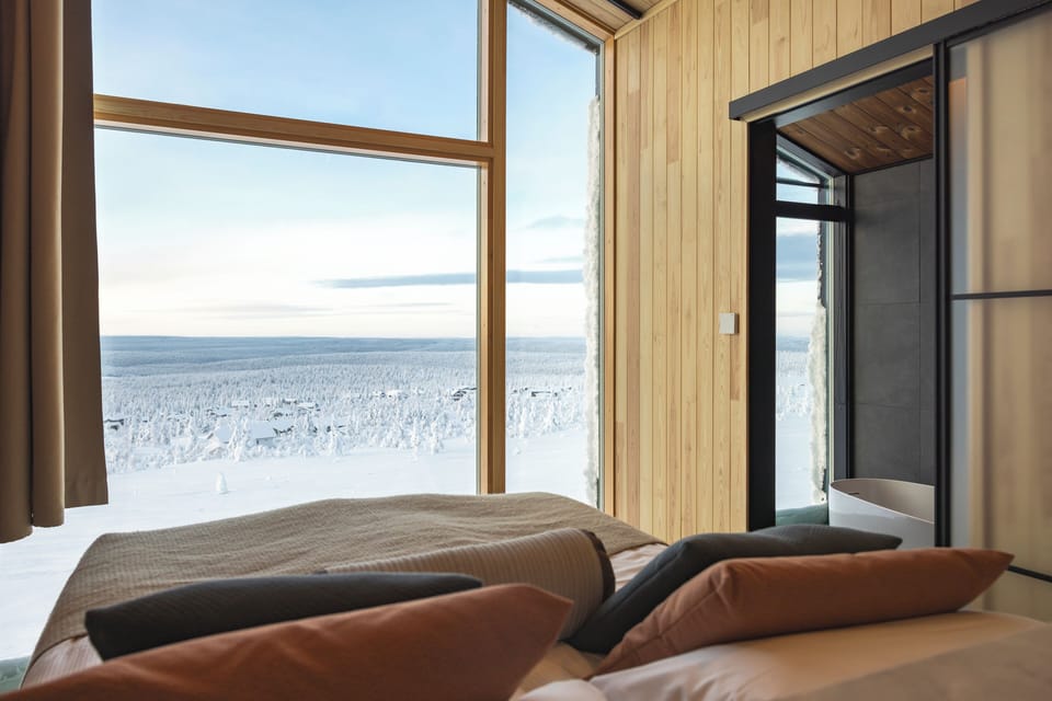 Aurora Suite with Sauna | Minibar, in-room safe, desk, blackout drapes