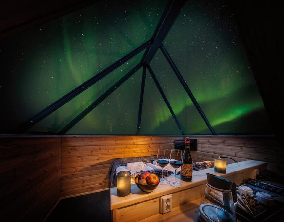 Aurora Cabin  | Minibar, in-room safe, desk, blackout drapes
