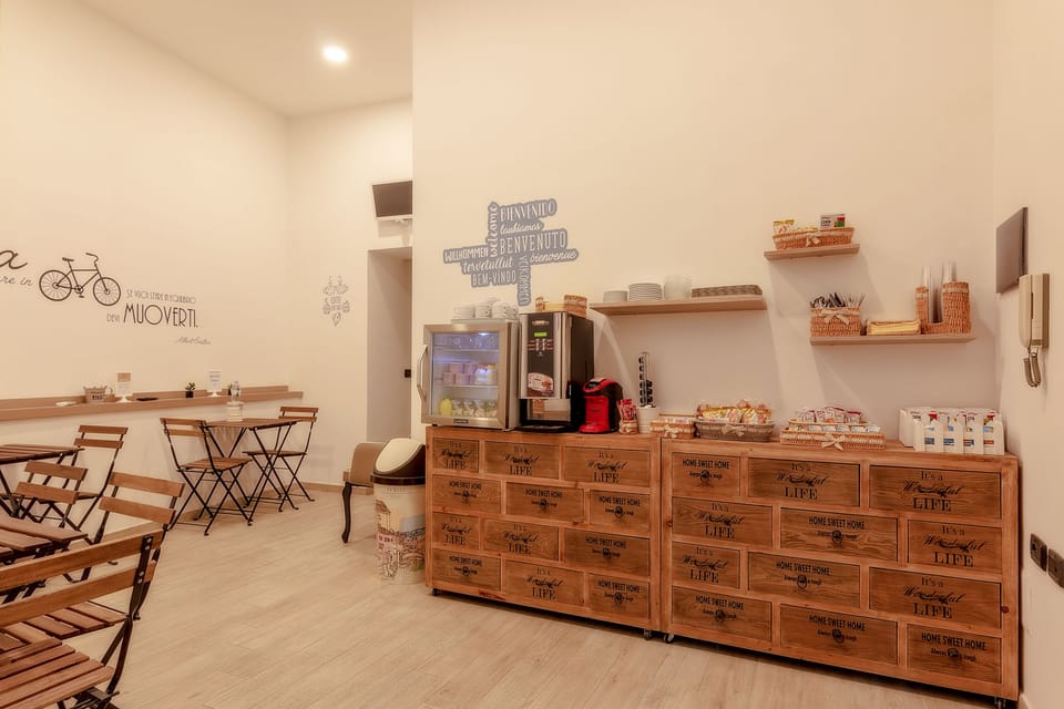 Free daily cooked-to-order breakfast