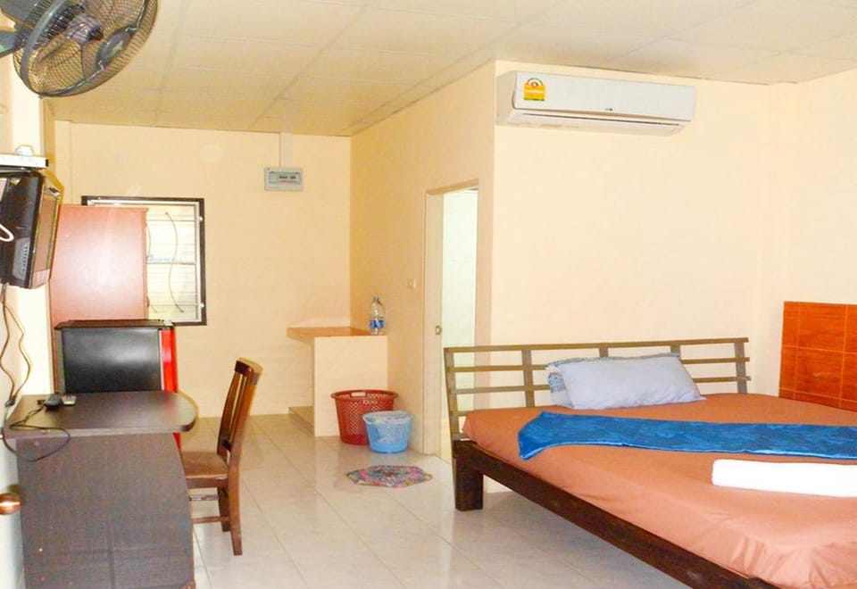 Standard Single Room | Free WiFi