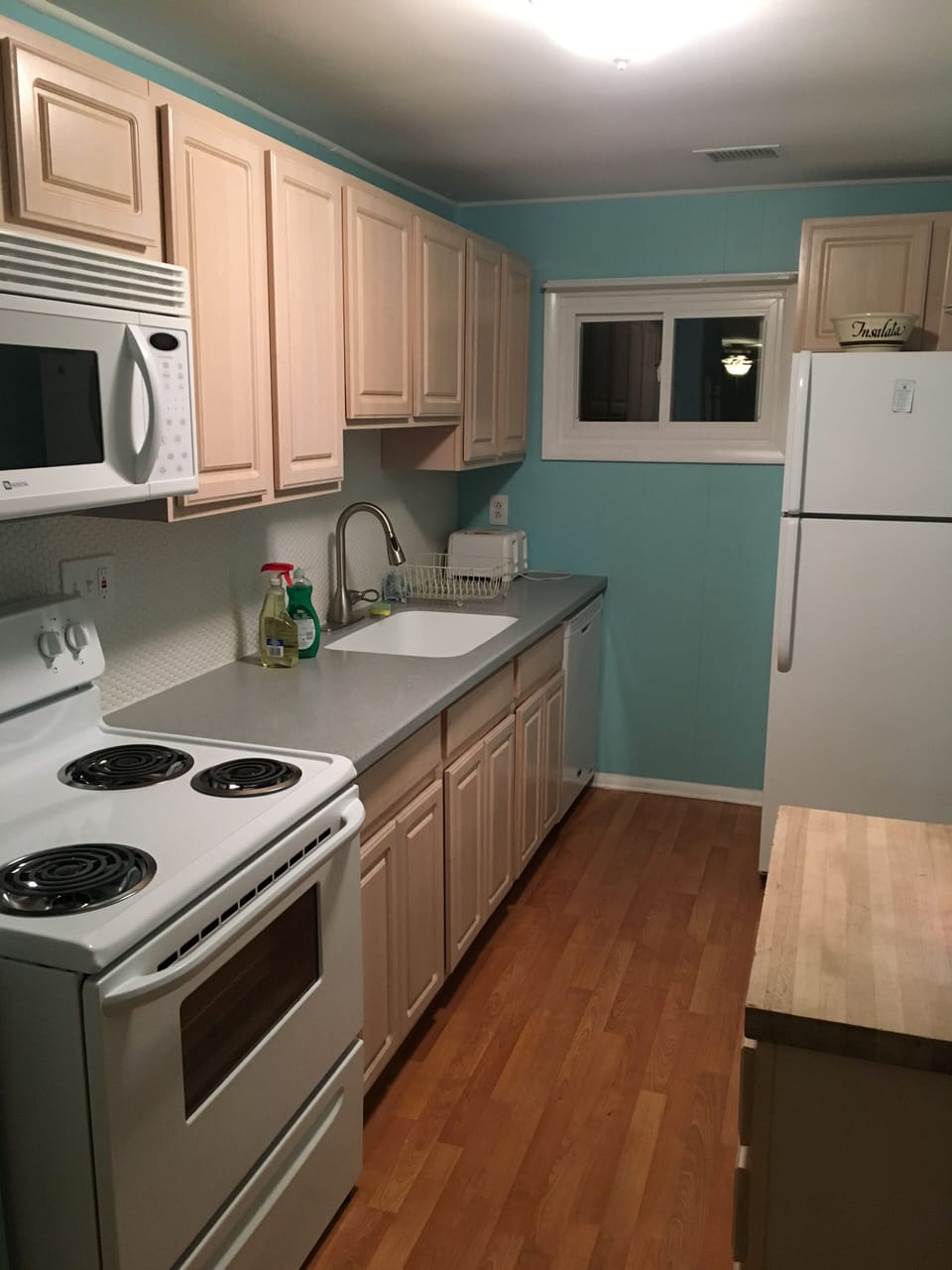 Clean kitchen
