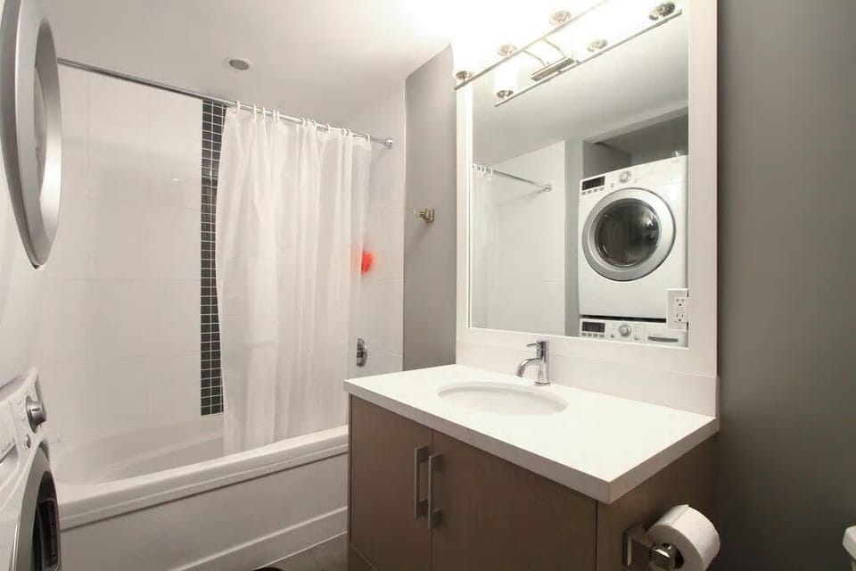 main bath with tub