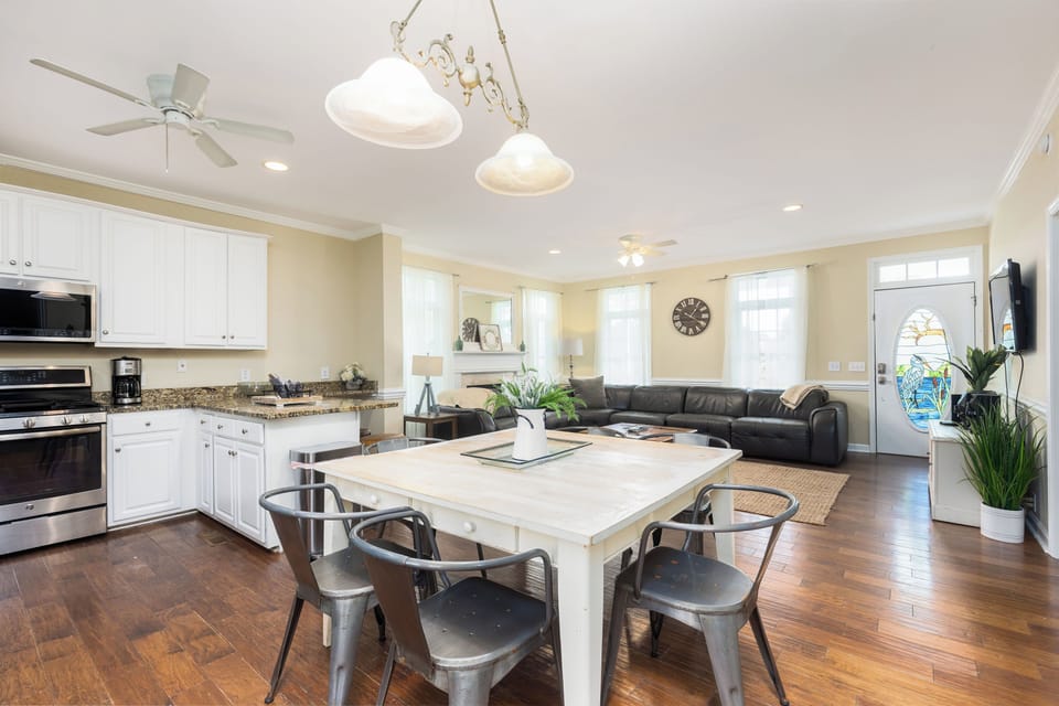 A kitchen so big everyone can come together to share a meal & take in the views