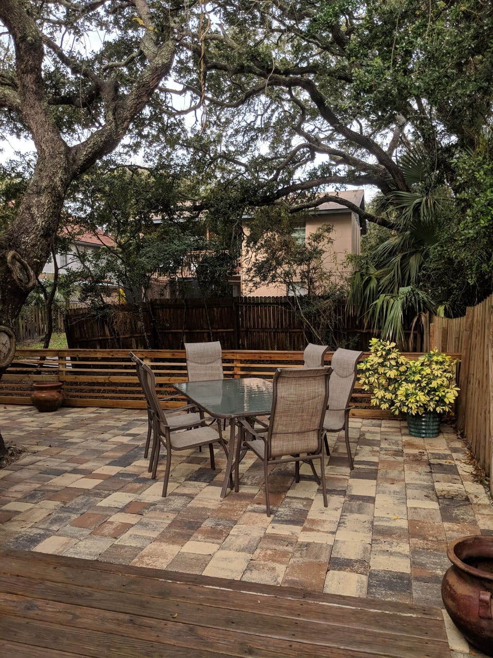 Seating for 6 with a propane bbq