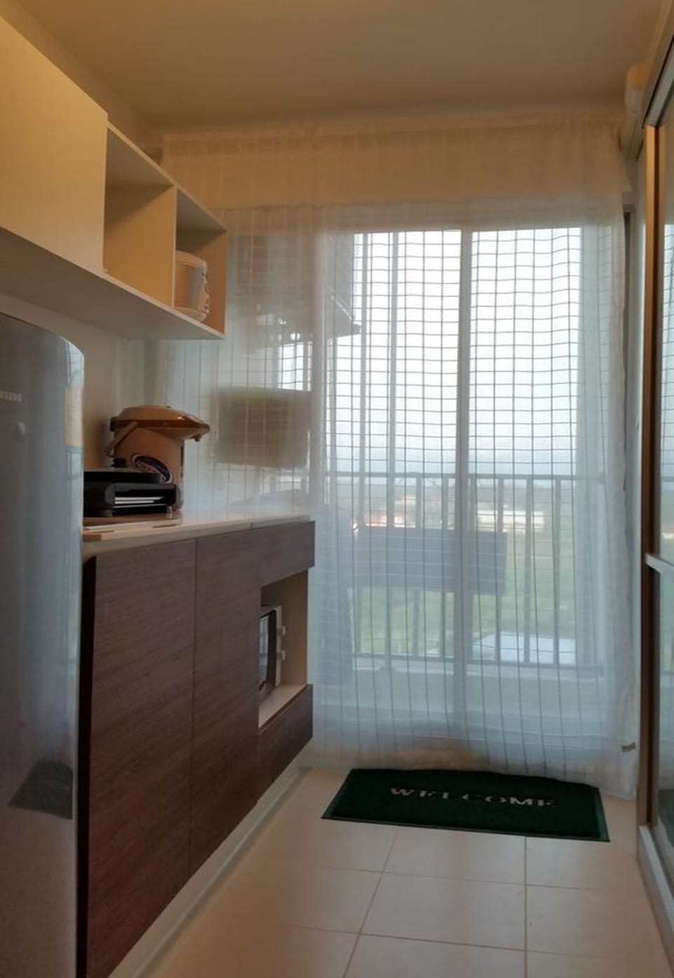 1-Bedroom Apartment with Mountain View  | Private kitchenette | Fridge, microwave, stovetop, electric kettle