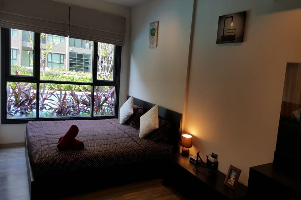 Apartment | 1 bedroom, blackout drapes, iron/ironing board, free WiFi