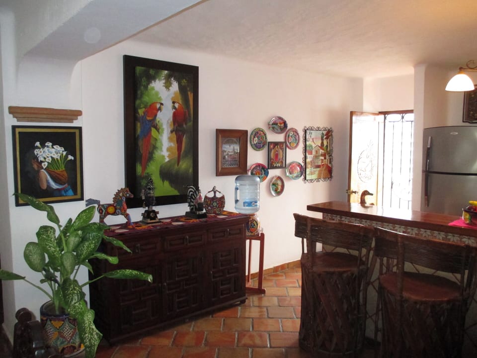 Entryway and kitchen area with views of Zona Romantica and mountains