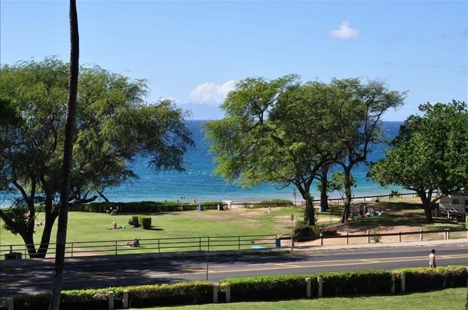 View of Kamaole Sands III from the large lanai