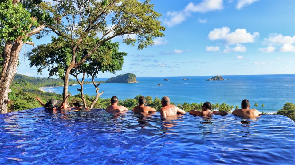 Infinity pool overlooking the Pacific—ideal for family and group stays

